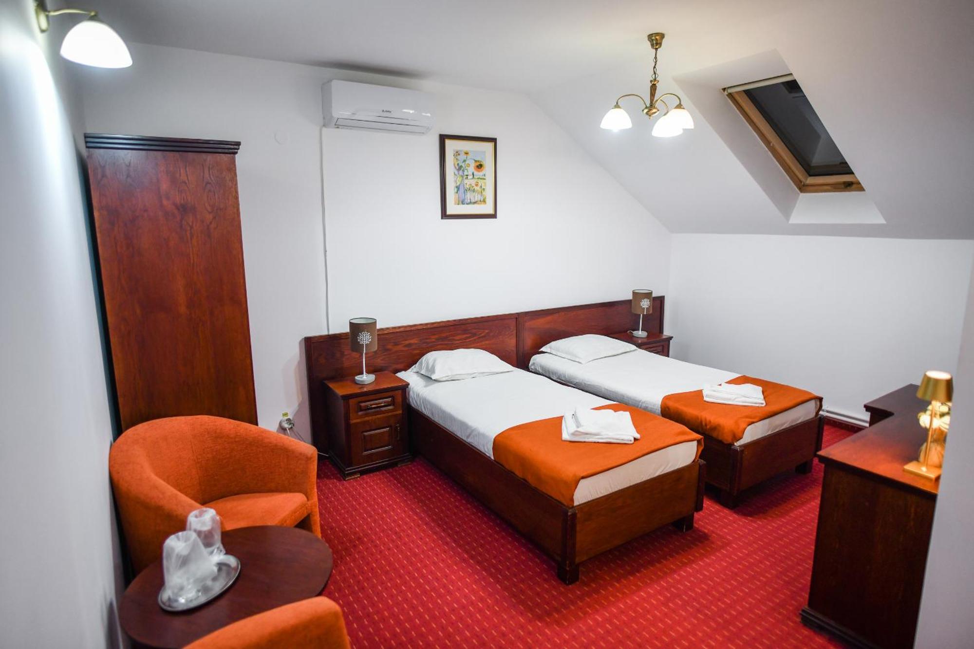 Hotel Elyon Dés Kültér fotó